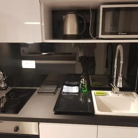 Apartment Scherbl - 1 One-Bedroom Apartment & 2 Private Rooms Near Park Marjan, Split * Split