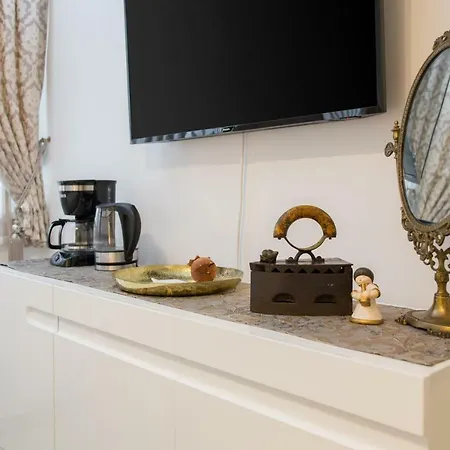 Apartment Apartment Scherbl - 1 One-Bedroom Apartment & 2 Private Rooms Near Park Marjan, Split Split