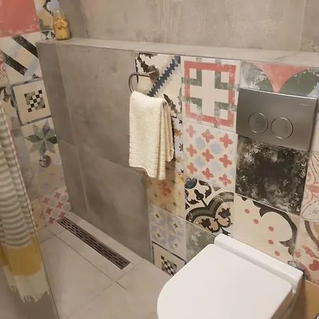 Apartment Scherbl - 1 One-Bedroom Apartment & 2 Private Rooms Near Park Marjan, Split