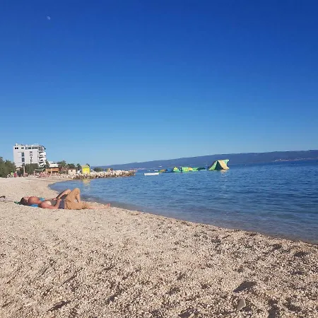 Apartment Scherbl - 1 One-Bedroom Apartment & 2 Private Rooms Near Park Marjan, Split Апартаменти Спліт