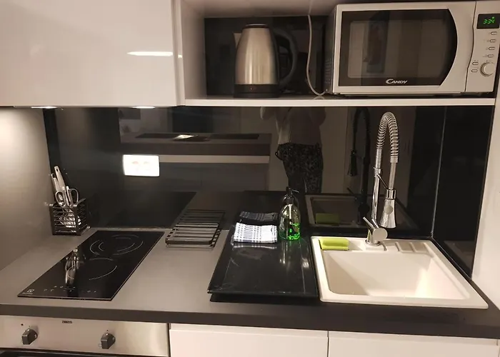 Apartment Scherbl - 1 One-Bedroom Apartment & 2 Private Rooms Near Park Marjan, Split * Split