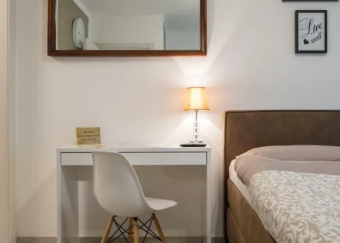 Apartment Scherbl - 1 One-Bedroom Apartment & 2 Private Rooms Near Park Marjan, Split Apartment Split