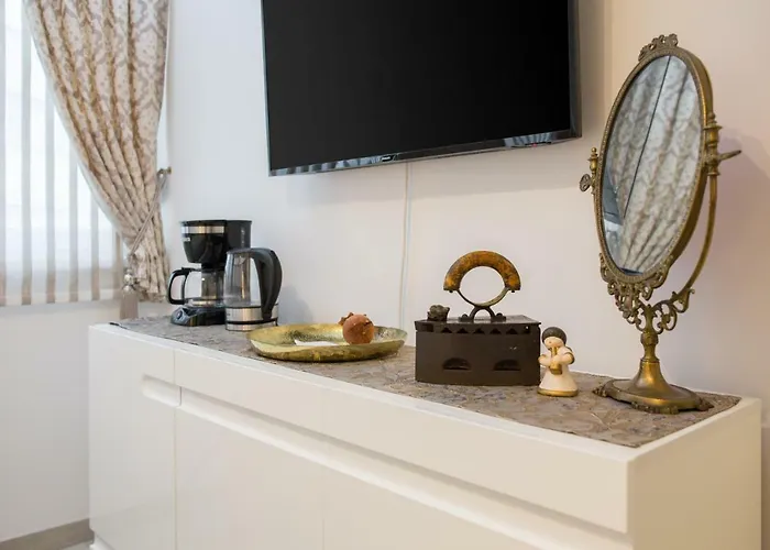 Apartment Apartment Scherbl - 1 One-Bedroom Apartment & 2 Private Rooms Near Park Marjan, Split Split