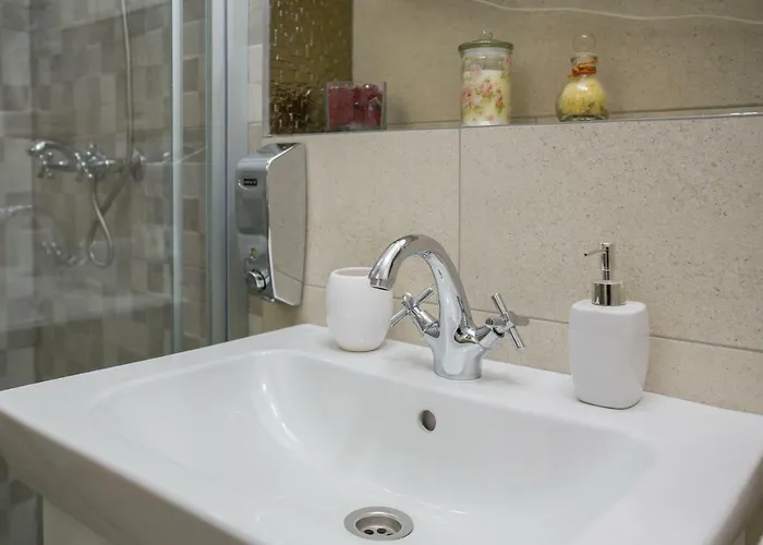 Apartment Apartment Scherbl - 1 One-Bedroom Apartment & 2 Private Rooms Near Park Marjan, Split Split