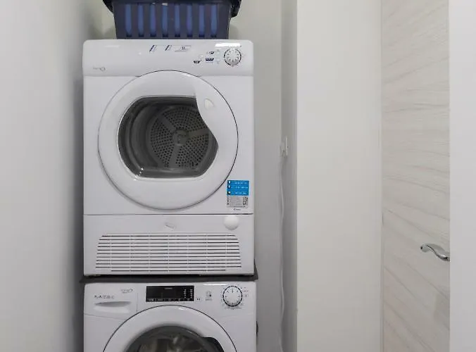 Apartment Scherbl - 1 One-Bedroom Apartment & 2 Private Rooms Near Park Marjan, Split Split