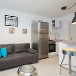 شقة Apartment Scherbl - 1 One-Bedroom Apartment & 2 Private Rooms Near Park Marjan, Split *