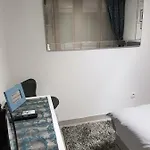 Apartment Scherbl - 1 One-Bedroom Apartment & 2 Private Rooms Near Park Marjan, Split